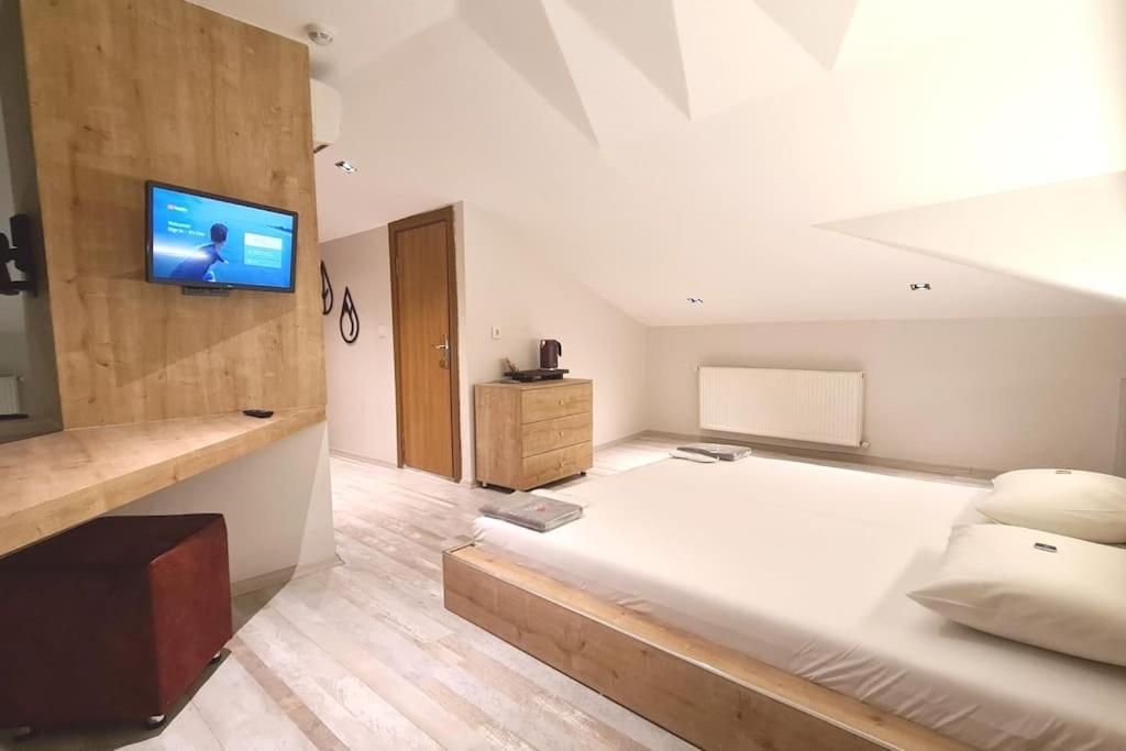 Social House Mil Otel İstanbul Dış mekan fotoğraf